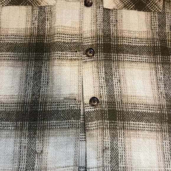 Women’s oversized flannel jacket size XL, 16-18 - Picture 3 of 3